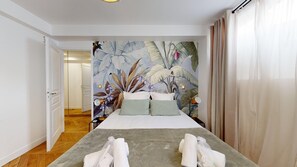 1 habitación, tabla de planchar con plancha, wifi y ropa de cama 