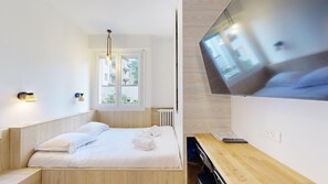 Internet, bed sheets - TBS 344 - Joli studio quartier Passy (Paris)
