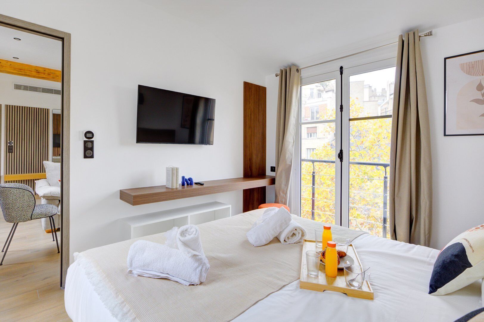 1 chambre, bureau, accès Internet, draps fournis