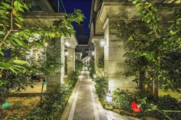 Garden - Hongteng International Hotel (Jinan)