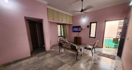 Holiday Home - FF 2BHK Full House