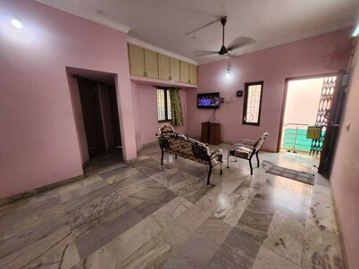 Holiday Home - FF 2BHK Full House