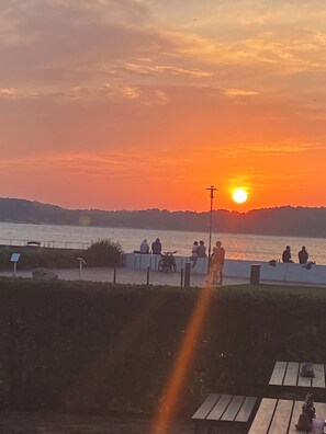 Beach/ocean view - 200m zu Fuß am Strand, Zentral Gelegen. Erlebnisurlaub Laboe Ferienwohnung 2 (Laboe)