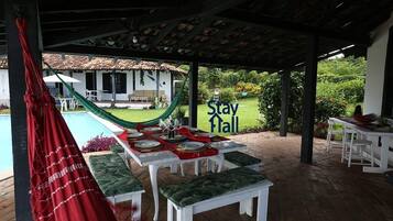 Vila | Opções para refeição ao ar livre