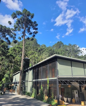 Front of property - I am Boutique Campos do Jordão by Unna (Campos do Jordão)