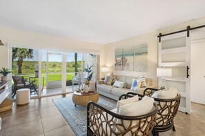 Living area - OCEANFRONT! Cozy, 2 bedroom condo, in Ft. Pierce, enjoy many amenities. (Fort Pierce)