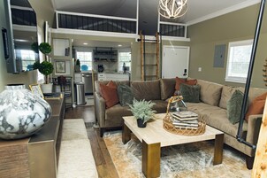 Egyptian cotton sheets, premium bedding, individually decorated