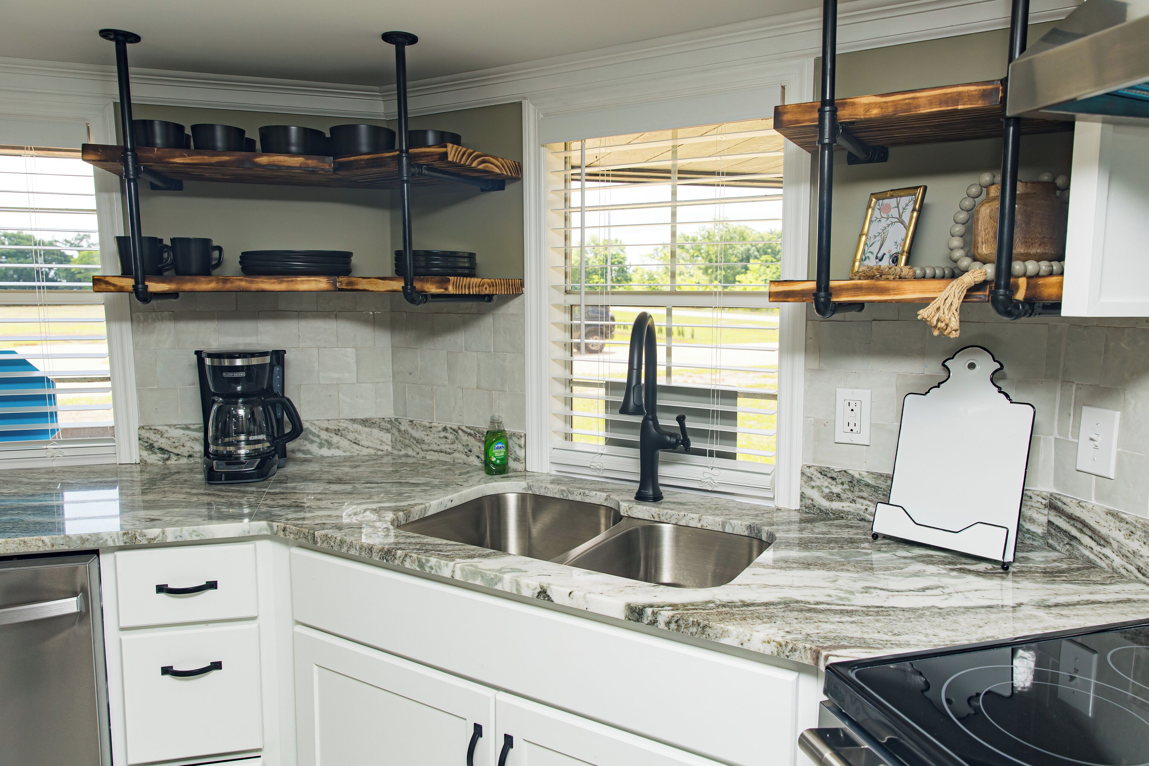 Family Cabin | Private kitchen | Fridge, microwave, oven, stovetop