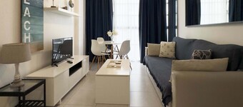 Cristamar Center and Beach Apartment 1A