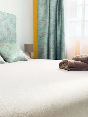 1 camera, ferro/asse da stiro, Wi-Fi, lenzuola