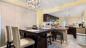 Dining - Cozy Home in Lenox (Lenox)