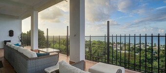 Villa del Enseuño- Pristine View and Infinity Pool