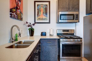 Fridge, microwave, oven, stovetop - Tropical Retreat with Ocean View Oasis + Pool (Luquillo)