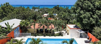 Tropical Oasis Retreat & Infiniti Pool