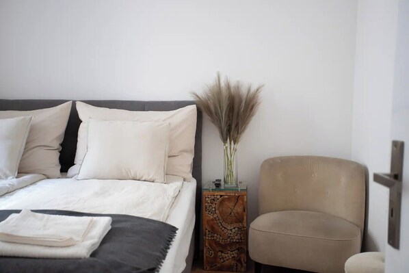 2 bedrooms, iron/ironing board, WiFi, bed sheets - Superior apartment at Gozsdu (Budapest)