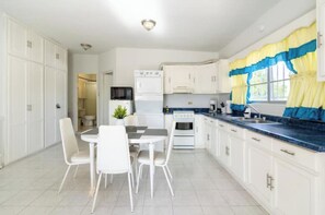 Private kitchen - Departamento villa satellite A Comfortable Invoice (Hermosillo)