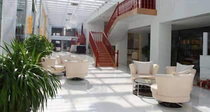Pingliang Hotel