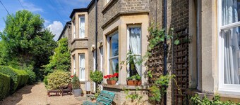 Pass the Keys | Charming Victorian Terrace in centre of Cambridge