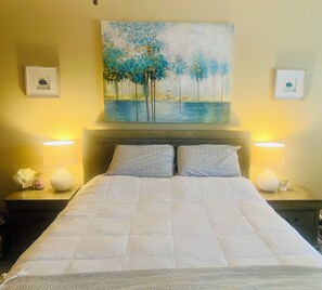 3 bedrooms, iron/ironing board, WiFi, bed sheets