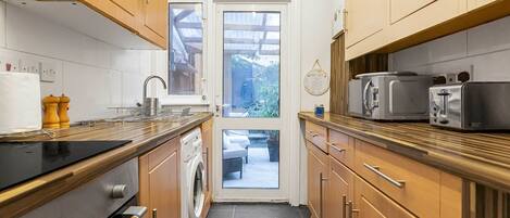 Fridge, microwave, oven, toaster