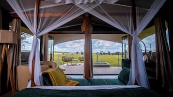 Luxury Double Room, Garden View | Meja, ruang kerja komputer riba, Wi-fi percuma