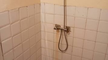 Shower, towels, soap, shampoo