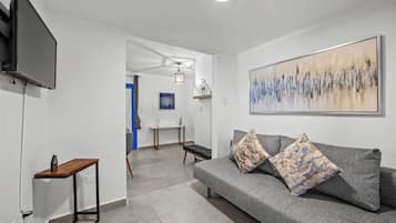 Appartamento Deluxe (MM6) | Soggiorno | Smart TV