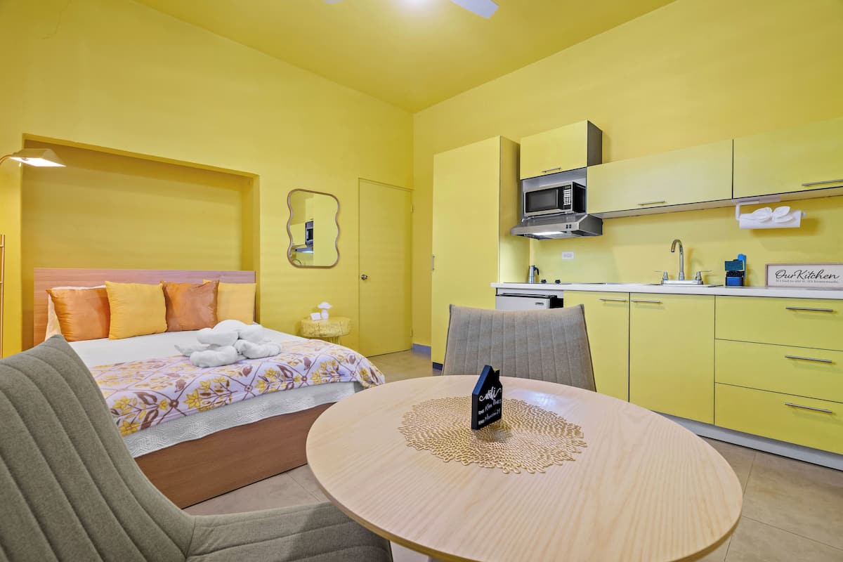 Design Studio, Patio (MM8) | 1 bedroom, premium bedding, individually decorated