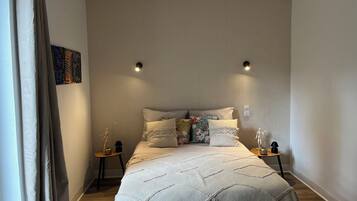 2 bedrooms, WiFi, bed sheets