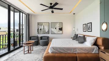 Desk, iron/ironing board, WiFi, bed sheets