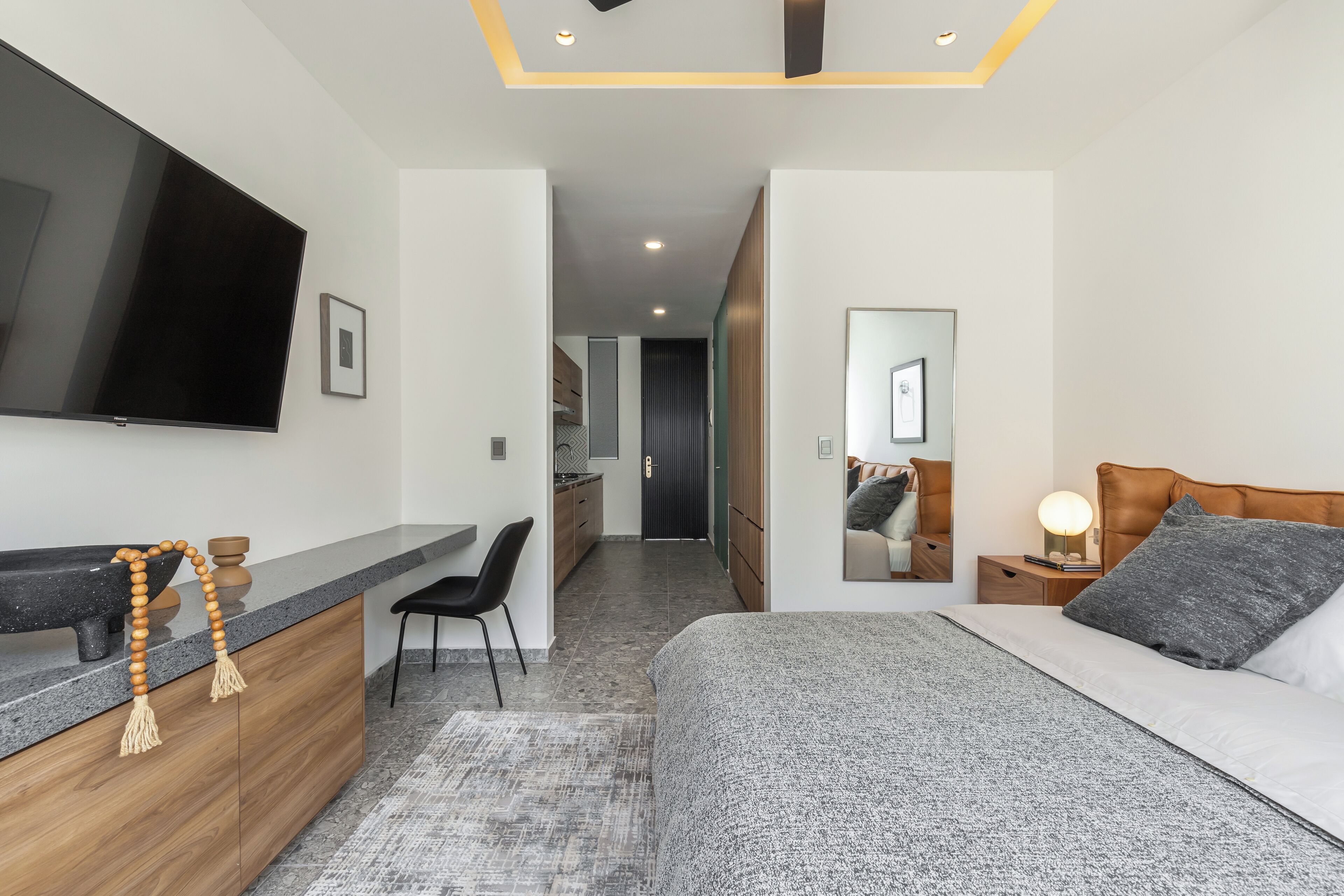 1 室のベッドルーム、デスク、アイロン / アイロン台、WiFi