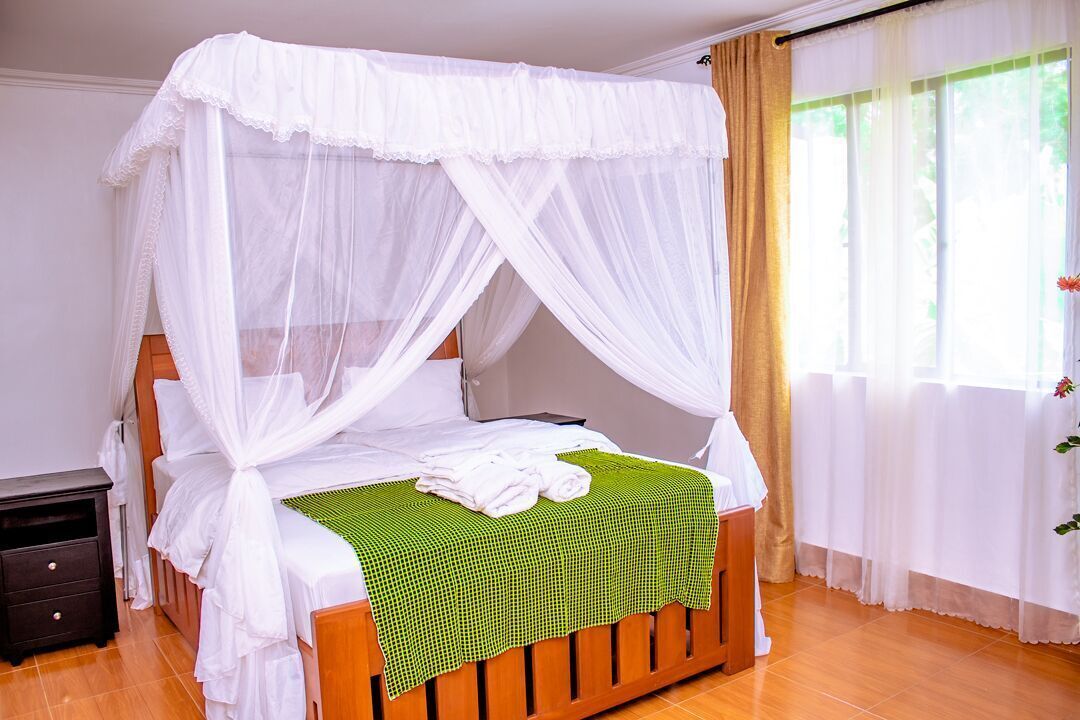 6 dormitorios, tabla de planchar con plancha, wifi y ropa de cama