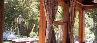 Apart Suites & Cabañas Duendes del Pungo