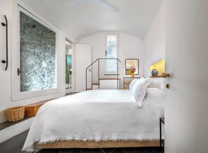 7 室のベッドルーム、アイロン / アイロン台、WiFi (無料)、ベッドシーツ
