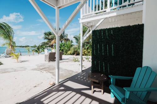 #2 - Guana Beach Inn @sunset beach, Guana Cay