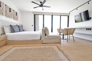 Caja de seguridad en la habitación, wifi gratis y ropa de cama 