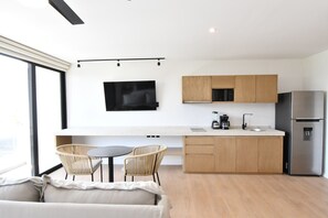 Caja de seguridad en la habitación, wifi gratis y ropa de cama 