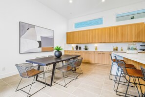 Dining - Sophisticated Resort/WFA Amenity-Filled PS Home (Palm Springs)