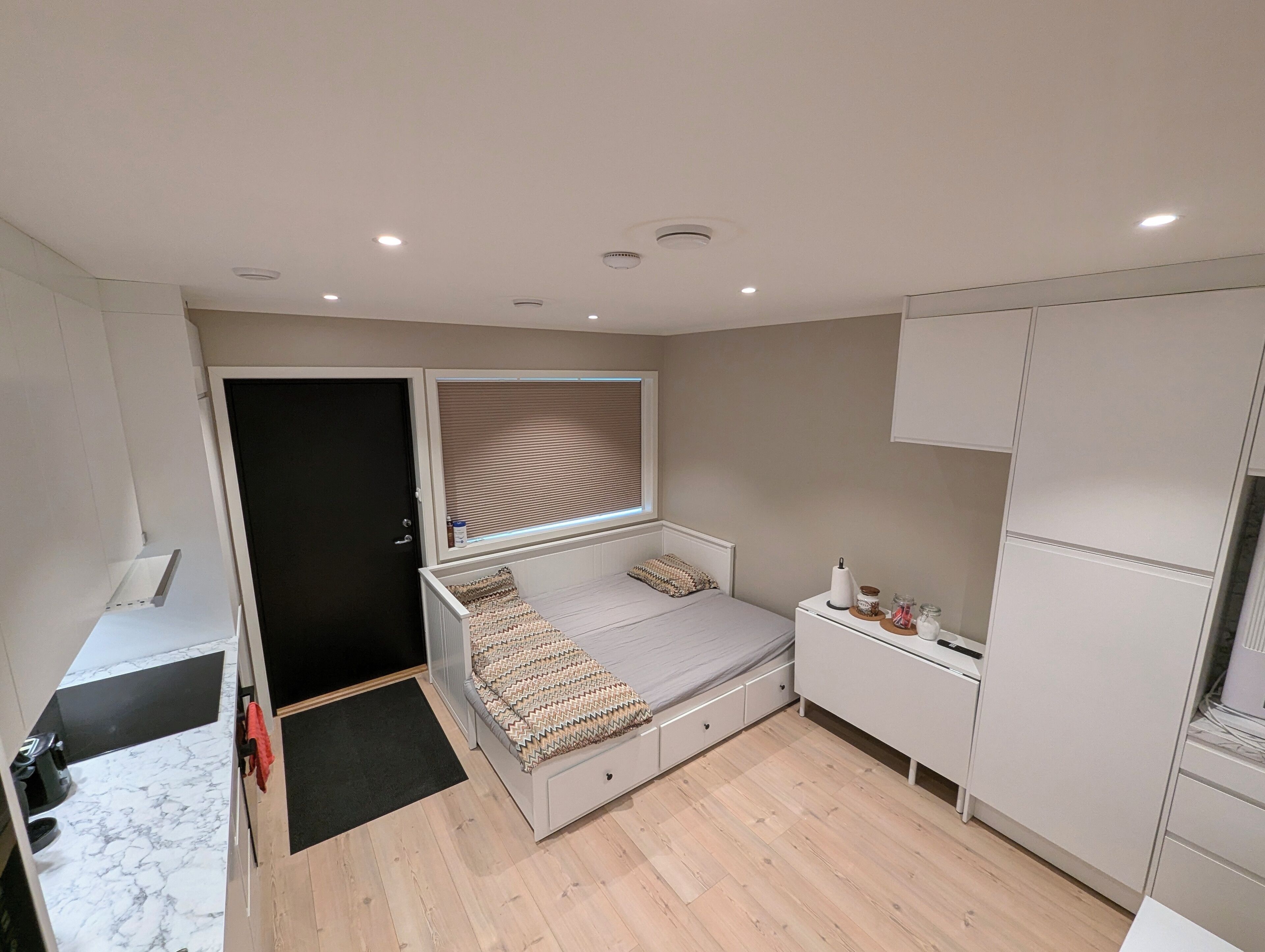 Bügeleisen/Bügelbrett, kostenloses WLAN, Bettwäsche