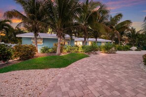 Maison, plusieurs lits (Anna Maria Island Blue Bella Bliss - ) | Enceinte de l’hébergement