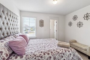 3 bedrooms, iron/ironing board