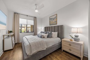 2 bedrooms, iron/ironing board, travel cot, WiFi