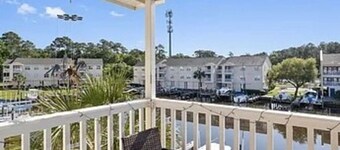 Water Views! Pool & hot tub - 2be/2ba condo in Ocean Springs! Harbor Landing