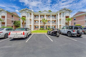 Property grounds - Screened Porch & Community Perks: Myrtle Beach Gem (Myrtle Beach)