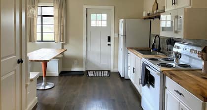 Cambridge Springs Cottage Retreat by French Creek