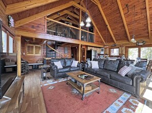 Télévision, cheminée