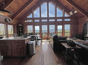 Télévision, cheminée