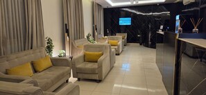 Reception - Marin Suite Al-Badiah Serviced Apartments  (Riyadh)