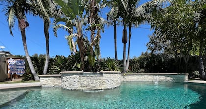 Swanky 5 bedroom 4.5 bath home (3 Master Suites)