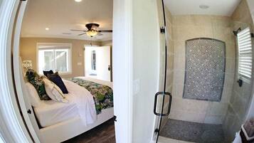 Nhà, nhiều giường, có thể sử dụng hồ bơi, quang cảnh biển (Destination #30) | 5 phòng ngủ, trang trí khác biệt